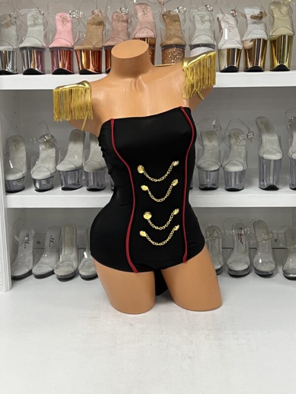 Ravishing Ringleader - Image 3