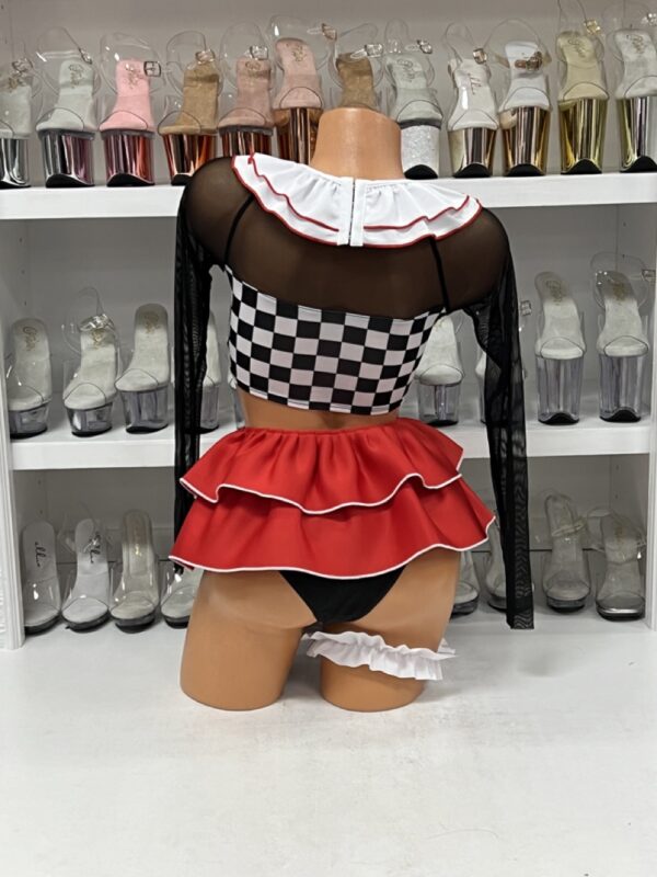 Clown Around - Image 5
