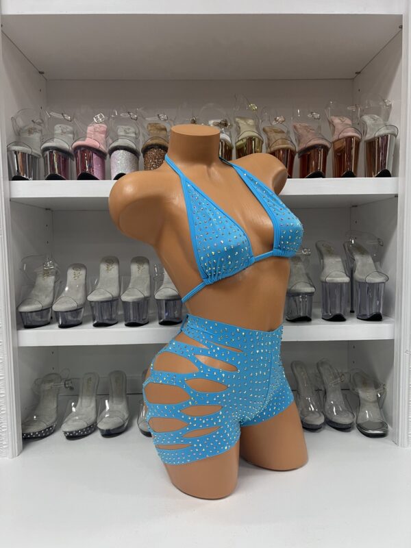 Solid Cut Short Triangle Top Rhinestone Set - Image 50