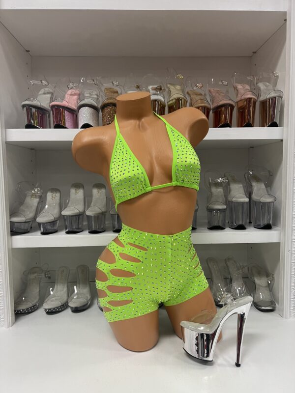 Solid Cut Short Triangle Top Rhinestone Set - Image 52