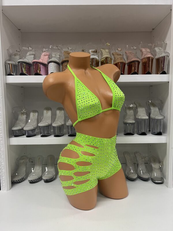 Solid Cut Short Triangle Top Rhinestone Set - Image 54