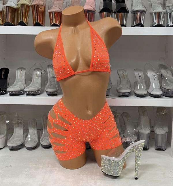 Solid Cut Short Triangle Top Rhinestone Set - Image 21
