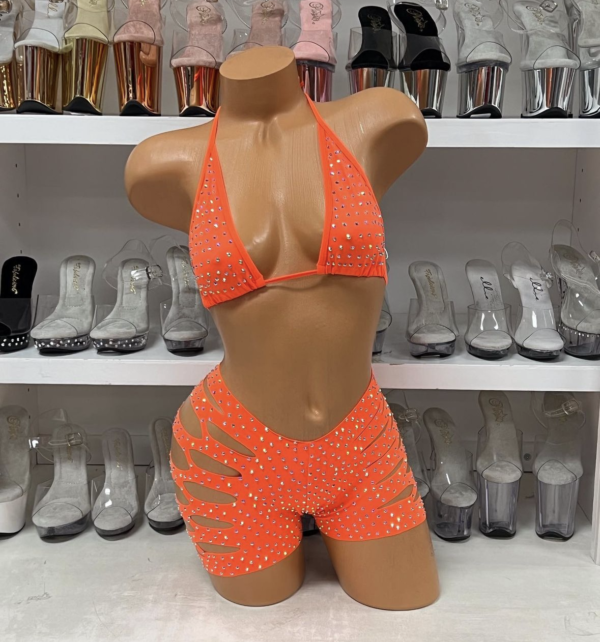 Solid Cut Short Triangle Top Rhinestone Set - Image 22