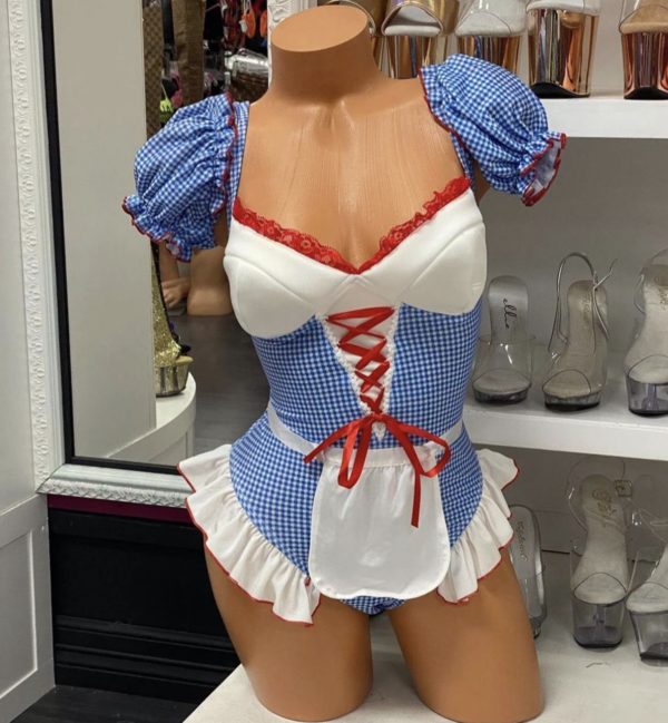 Gingham Girl - Image 3