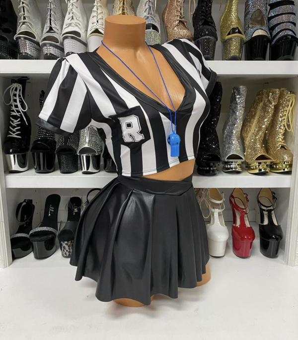 Time Out Ref - Image 3