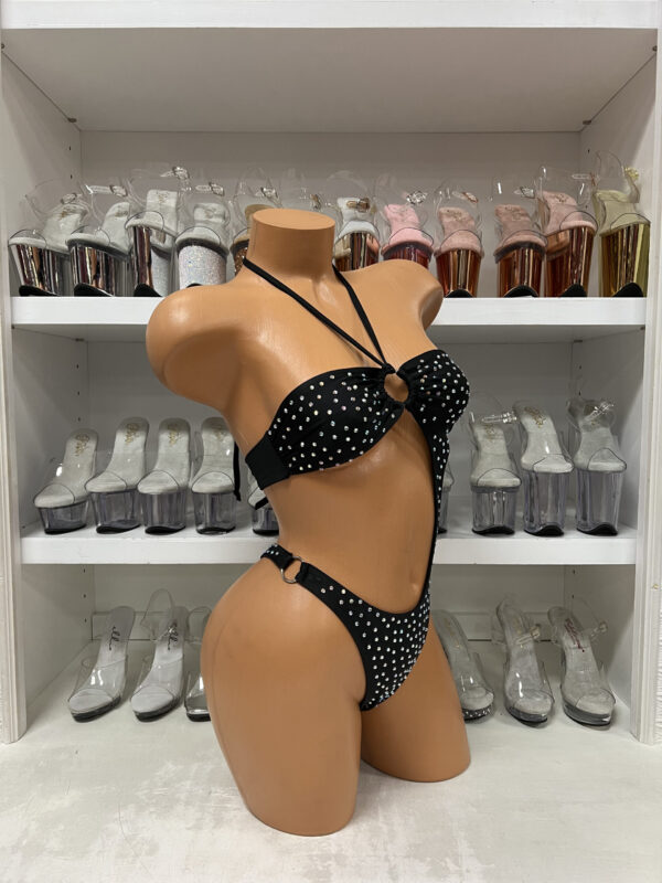 Hana Monokini - Image 14