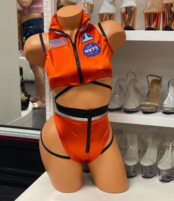 Give Me a Boost Sexy Astronaut Costume - Image 3