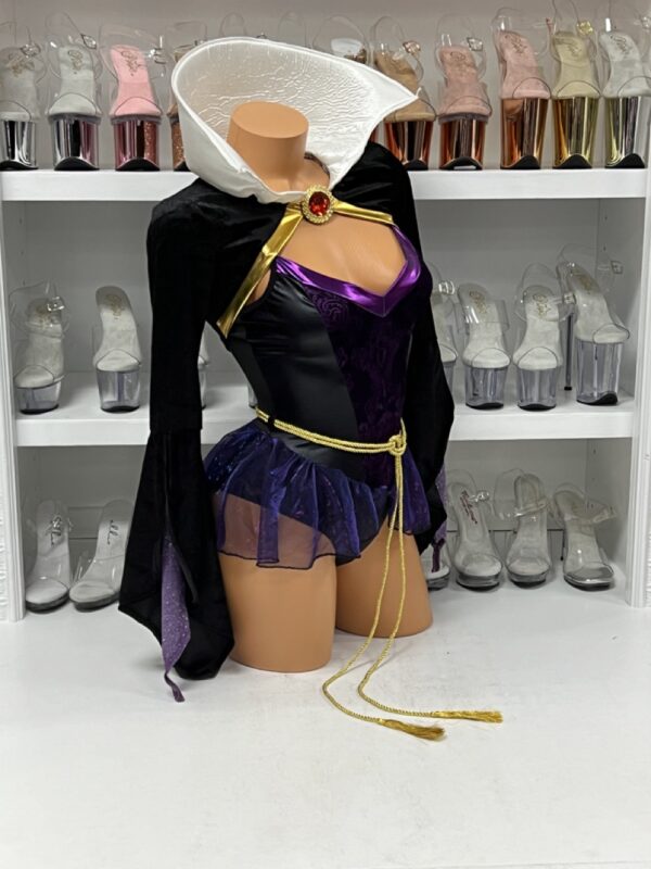 Poison Apple Queen - Image 4