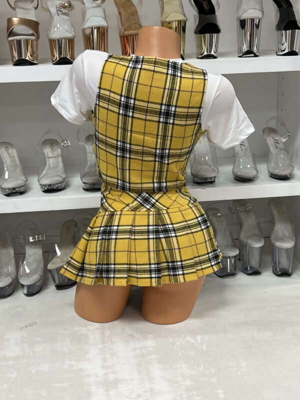 Beverly Hills School Girl - Image 4