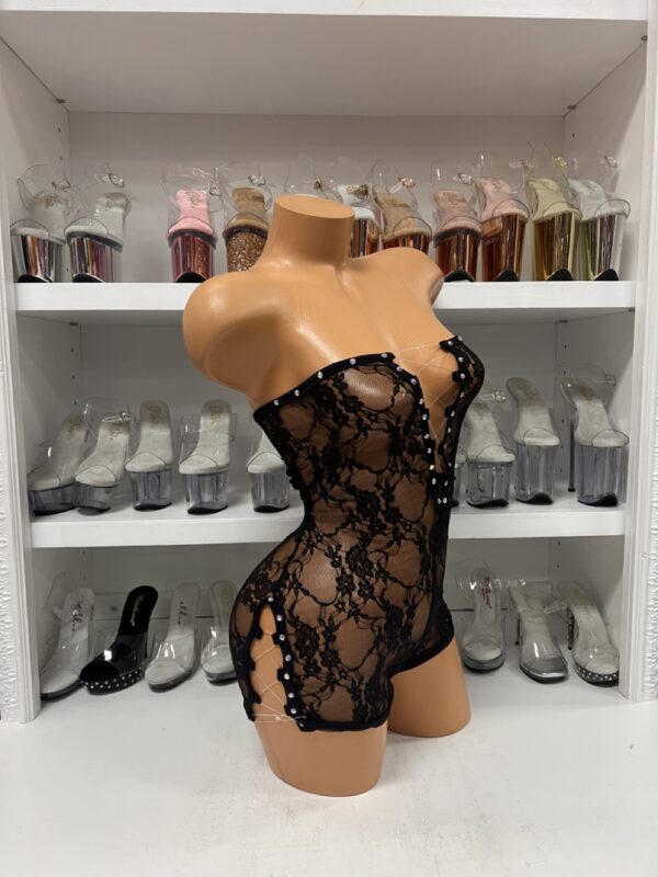 Lace Romper - Image 36