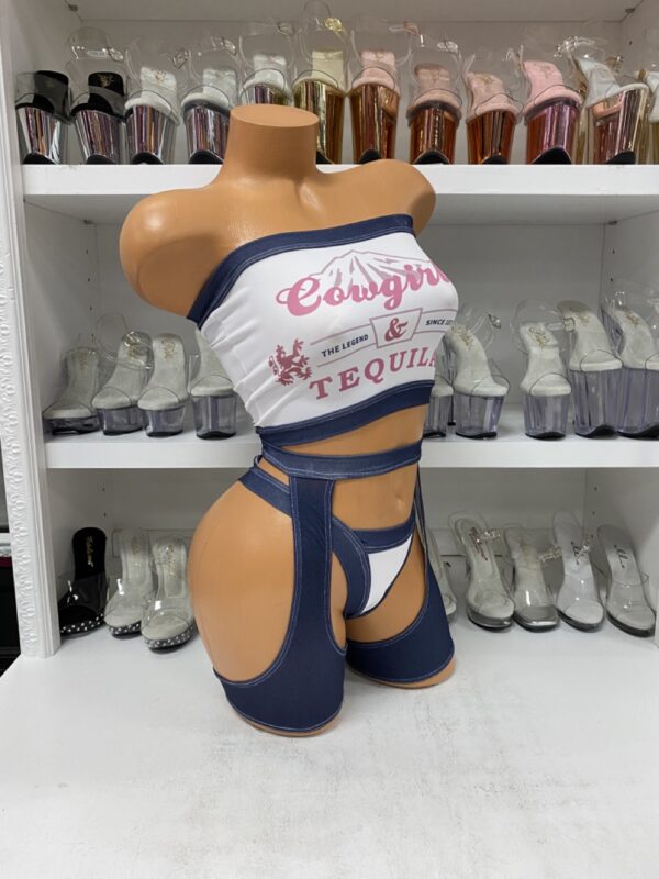 Red Cowgirl Tequila Chapset - Image 3