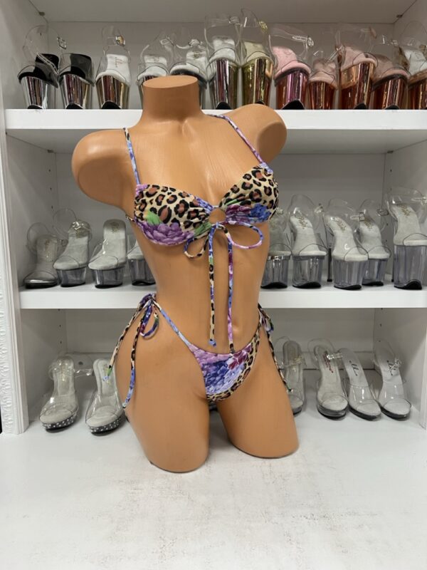 Lavender and Leopard Print 2 Piece Tie Set - Image 3