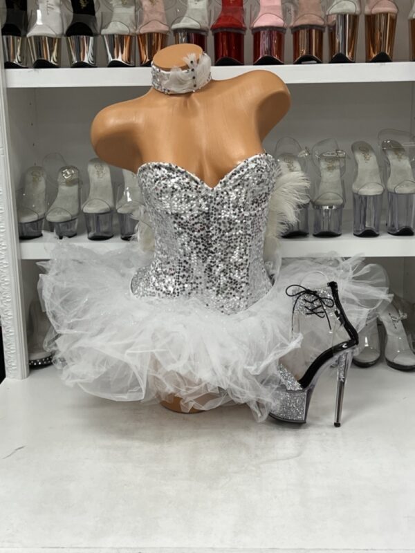 Silver Sequin Showgirl Costume - Image 6