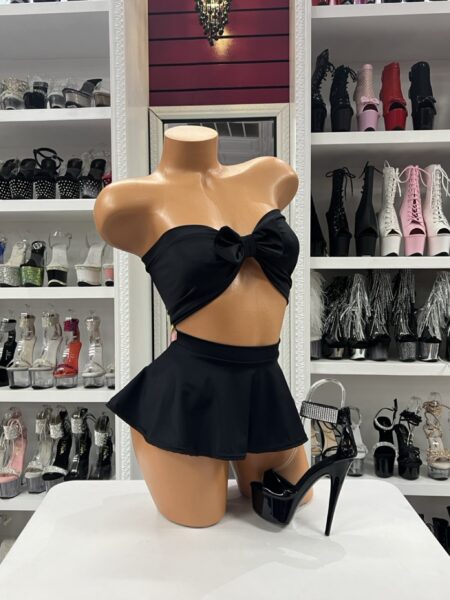 black bow skirt set front view strapless bow top black skirt set black two piece bow clubwear outfit mini skirt bow two piece set